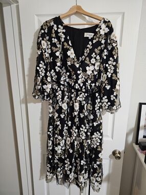 Like New 2X Jessakae Holly Dress in Black